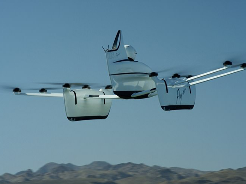 جمهور شركة لاري بايج على موعد مع مفاجأة جديدة... السماح للجمهور بقيادة سيارتها الطائرة